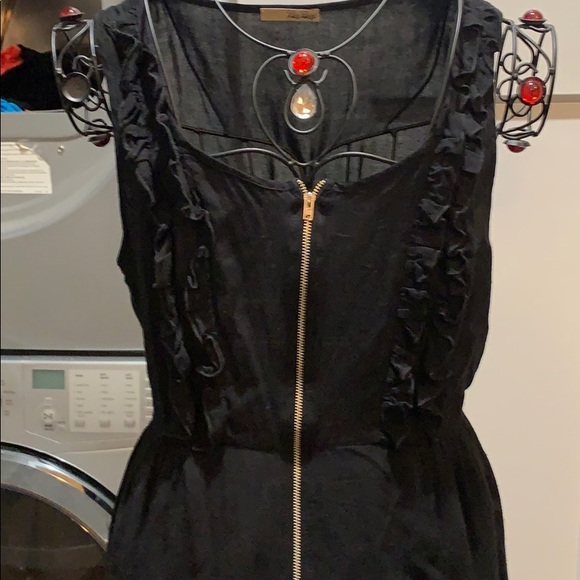 Dress - Picture 2 of 3